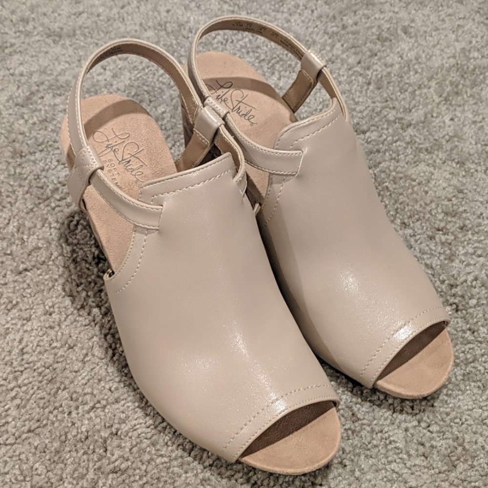 Patent Nude Cork Wedges 3.5" size 9.5